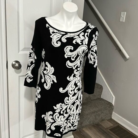 WHITE HOUSE BLACK MARKET SWEATER MINI DRESS NWT SIZE M - Picture 4 of 10